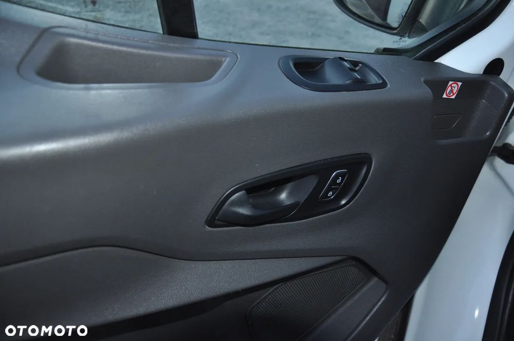 Ford Transit - 24