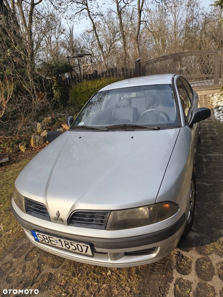 Mitsubishi Carisma - 8