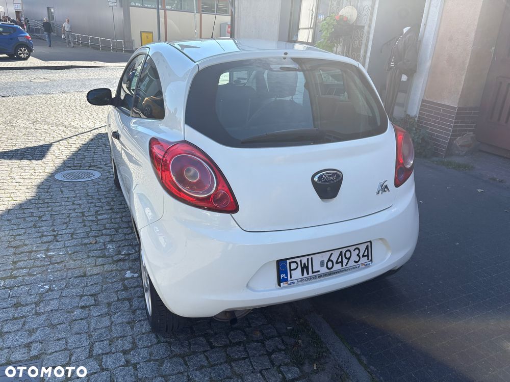 Ford KA 1.2 Ambiente - 11