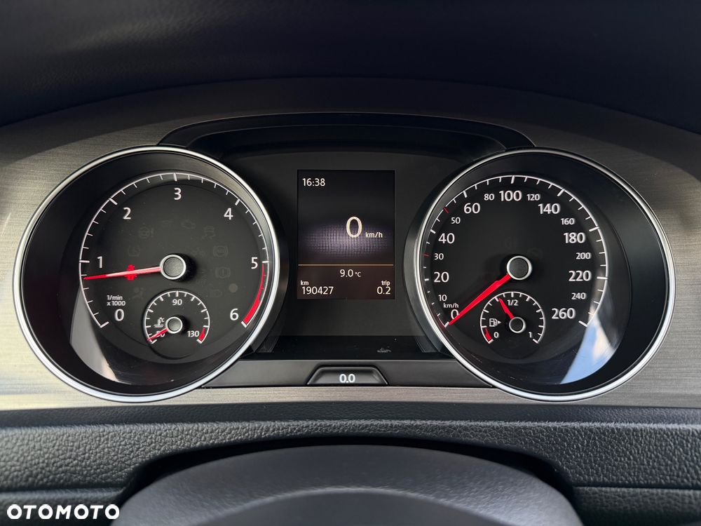 Volkswagen Golf 1.6 TDI DPF Style - 11