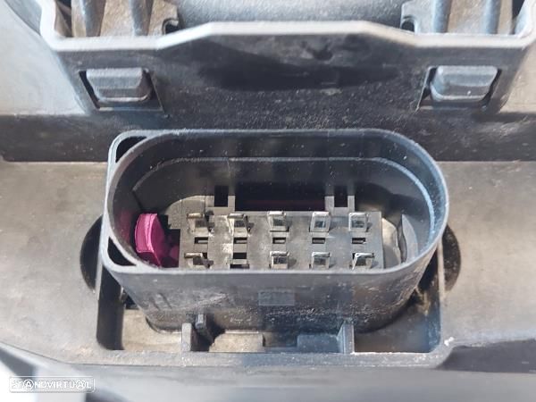 Otica / Farol Esq Audi A4 Avant (8Ed, B7) - 6
