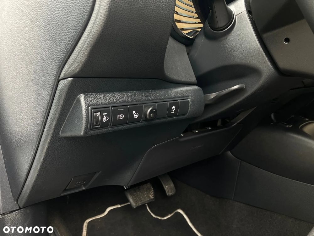 Toyota Corolla 1.8 Hybrid Comfort - 32