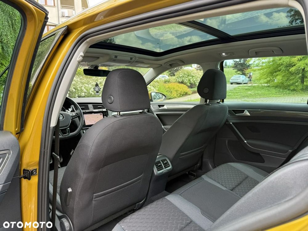 Volkswagen Golf Variant - 22