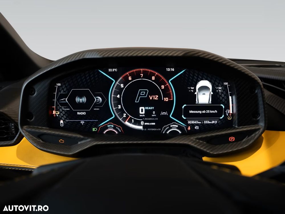 Lamborghini Revuelto - 23