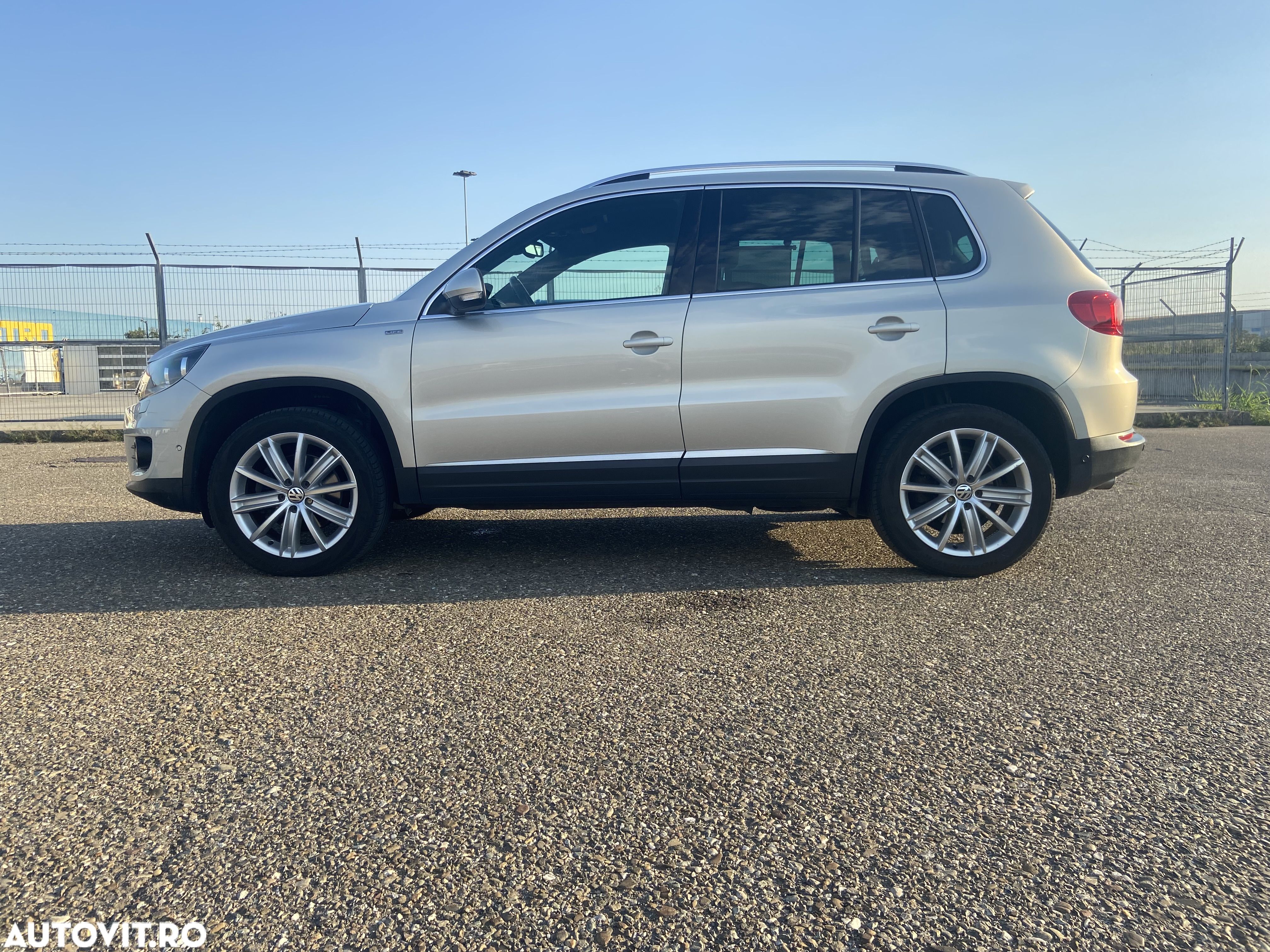 Volkswagen Tiguan 2.0 TDI DPF 4Motion BlueMotion Technology DSG Life - 1