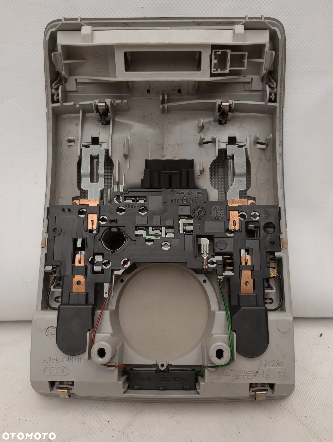 Audi A4 B6 Lampka Podsufitki - 2