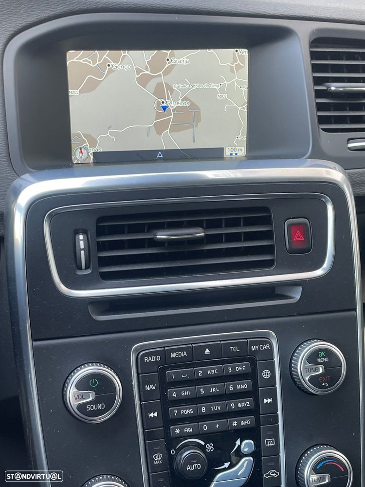Volvo V60 D2 Kinetic - 12