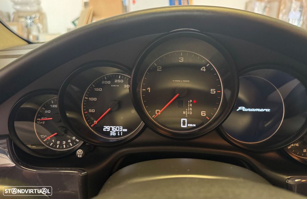 Porsche Panamera 3.0 V6 - 9