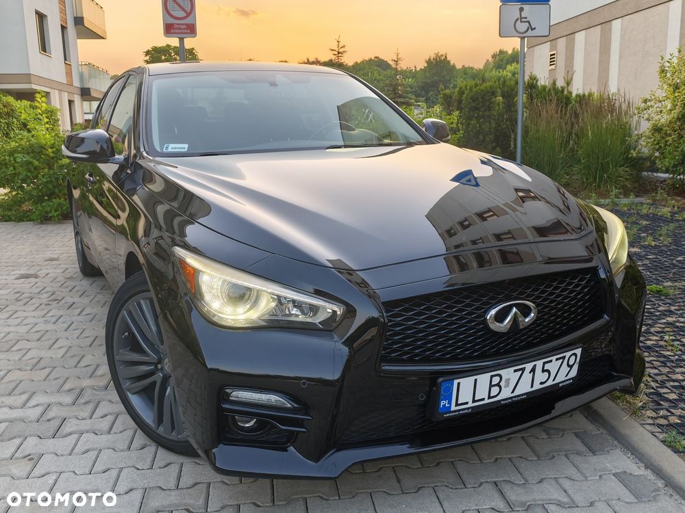 Infiniti Q50 - 2