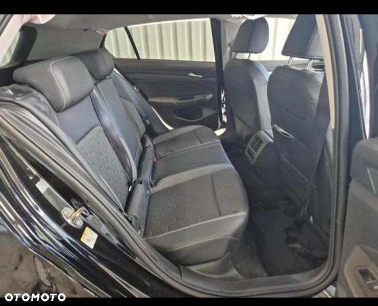 Volkswagen Golf 2.0 TDI SCR DSG Energy - 4