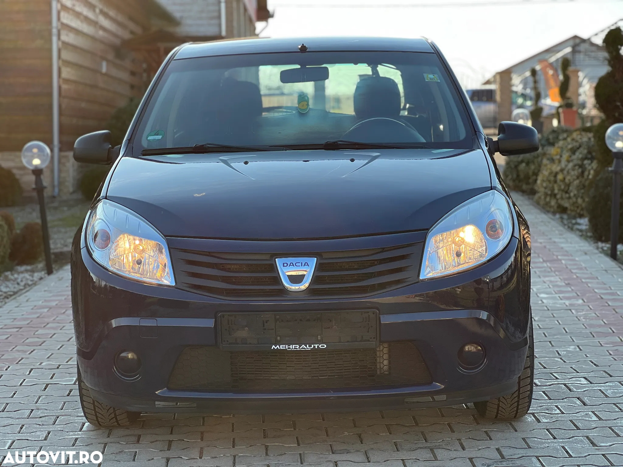Dacia Sandero 1.2 - 9