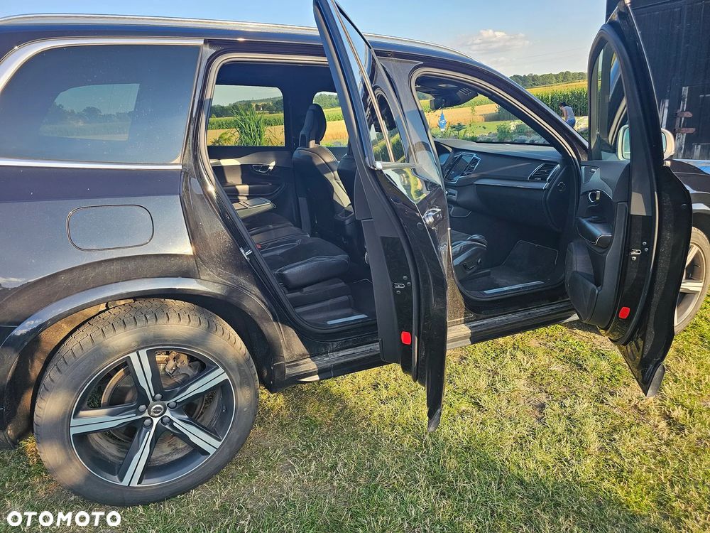 Volvo XC 90 D5 SCR AWD R-Design - 9