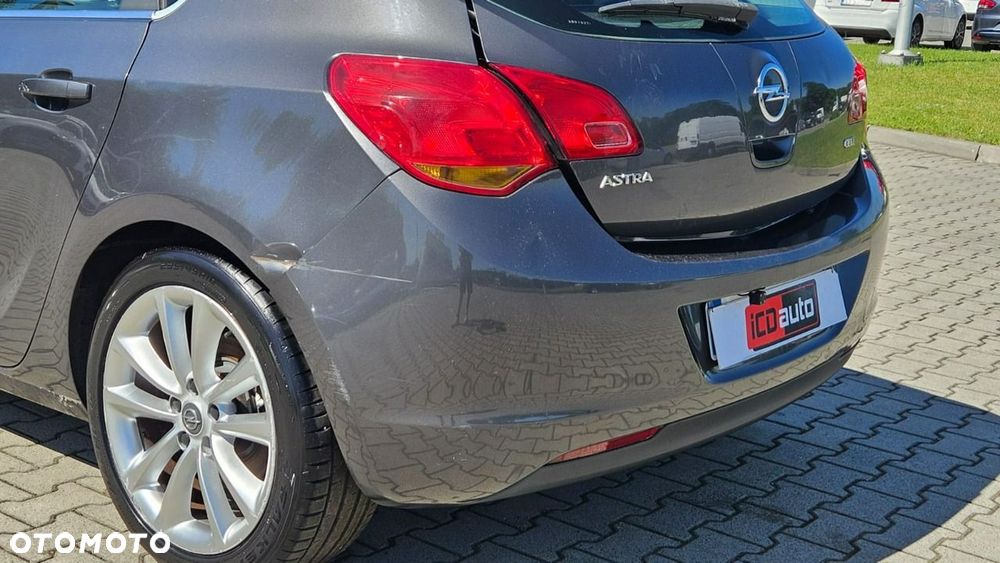 Opel Astra - 25