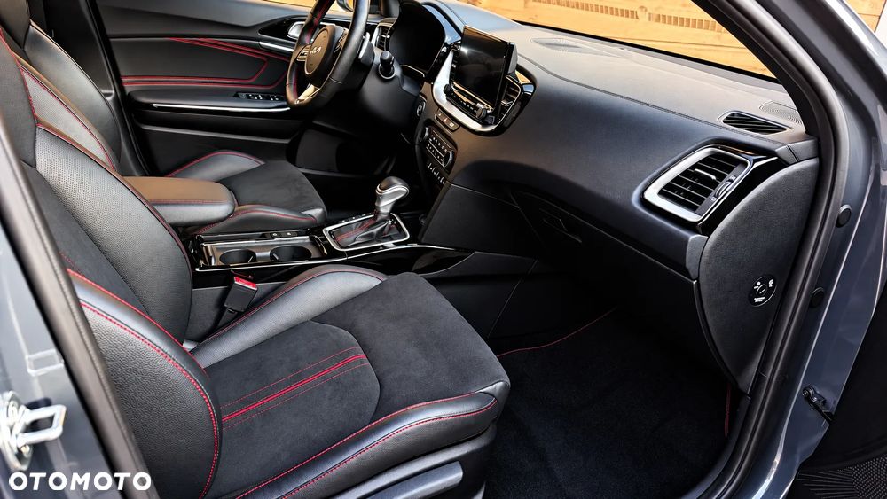Kia ProCeed 1.6 T-GDI DCT7 OPF GT - 16