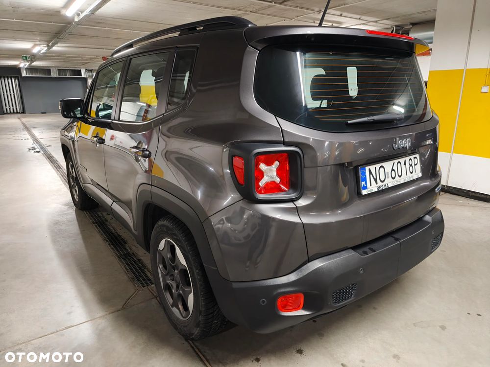 Jeep Renegade 1.6 E-TorQ Longitude FWD - 4