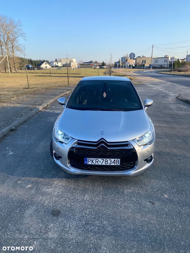 Citroën DS4 HDi 110 Chic - 23