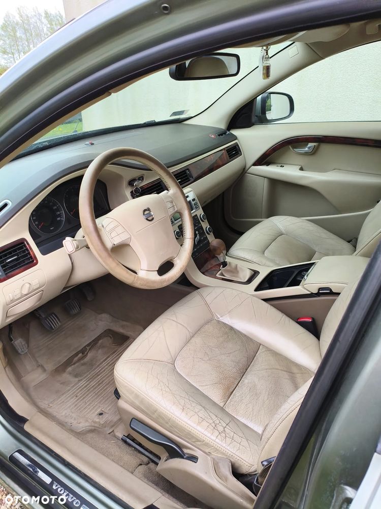 Volvo S80 2.4D Momentum - 9