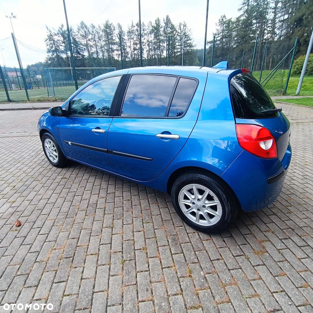 Renault Clio 1.6 16V Exception - 8
