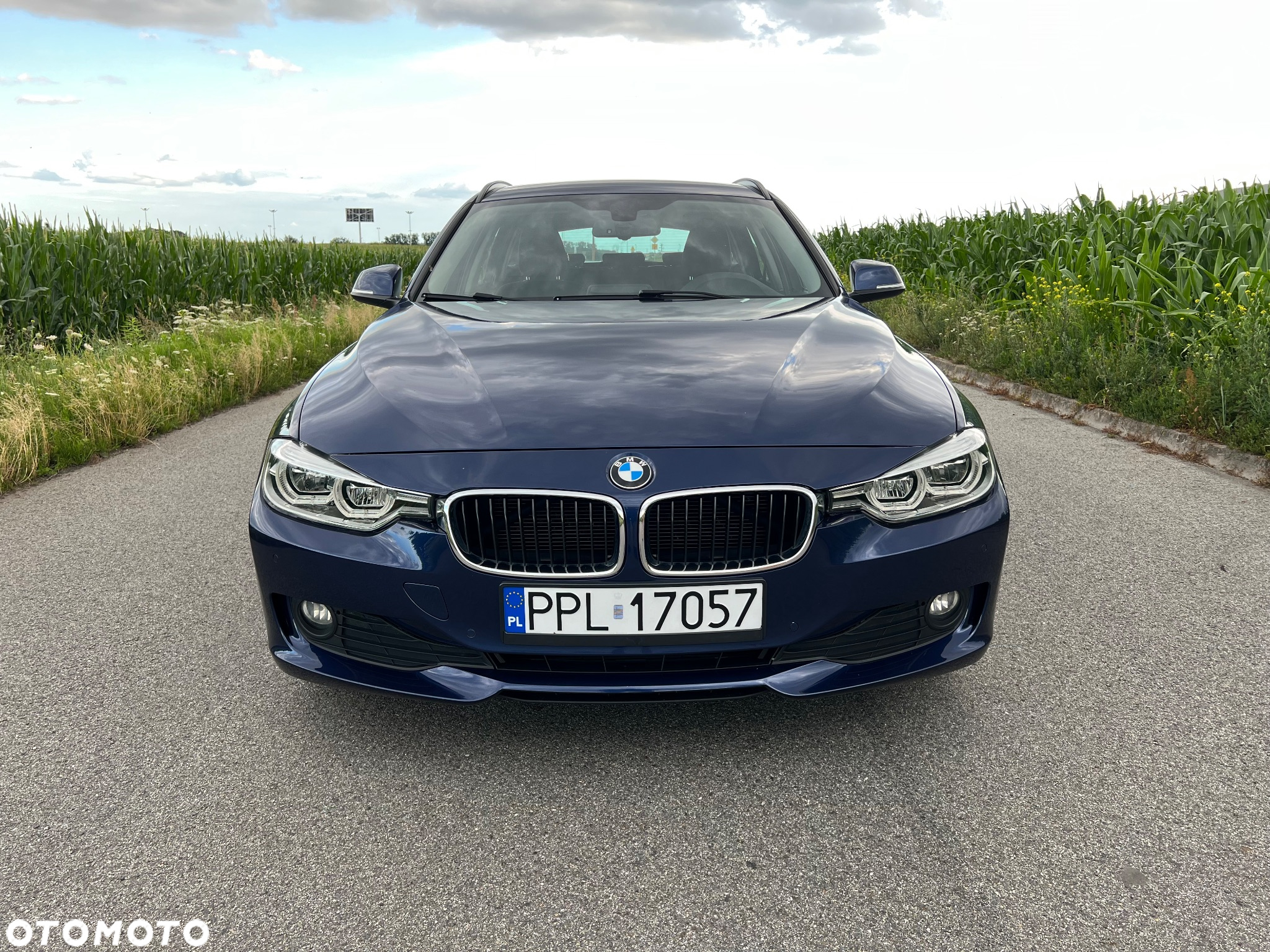 BMW Seria 3 318d Touring - 6