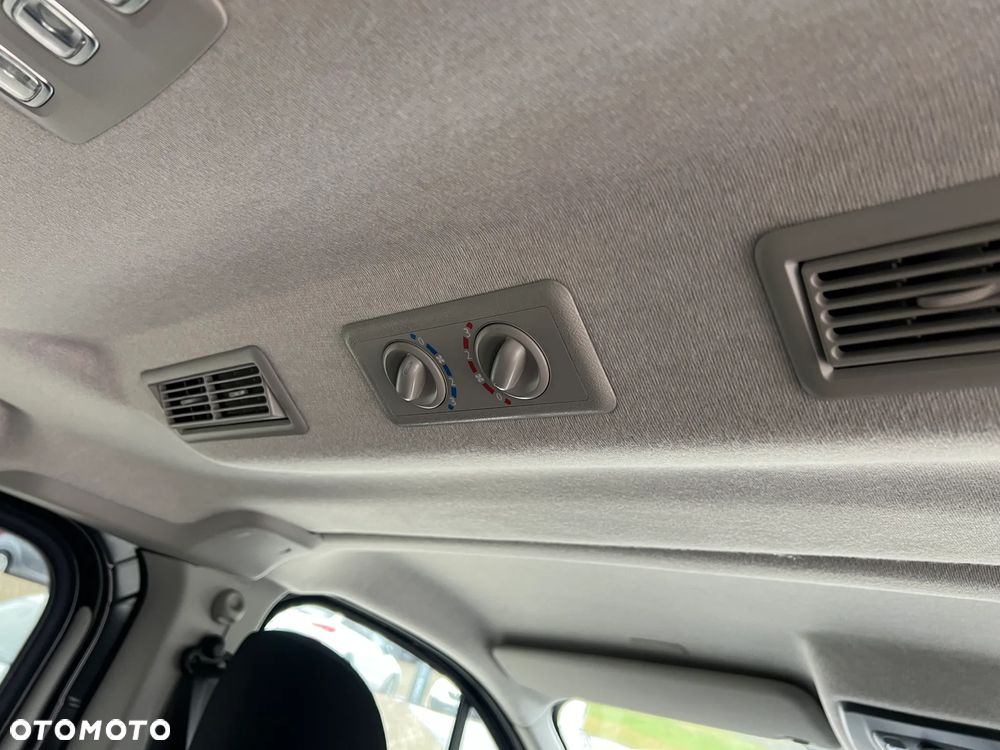 Renault Trafic 2.0 dCi EDC - 15