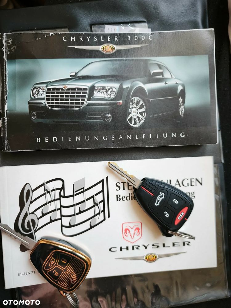 Chrysler 300C 5.7 V8 Hemi - 15