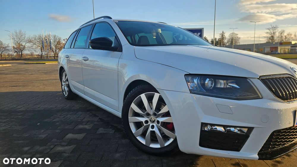 Skoda Octavia 2.0 TDI 4x4 RS Challenge DSG - 29