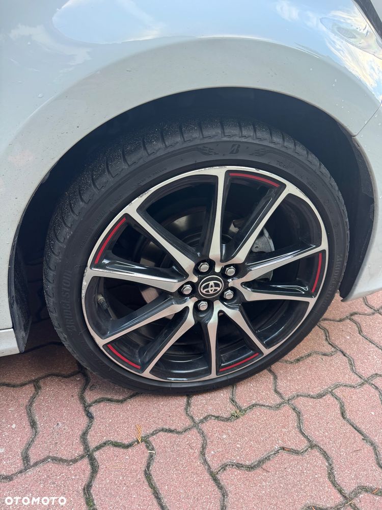 Toyota Yaris - 18