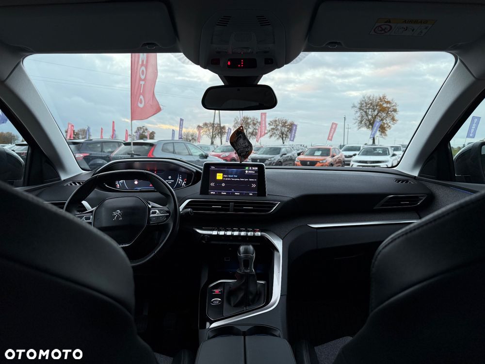 Peugeot 3008 PureTech 130 Stop & Start Allure - 17