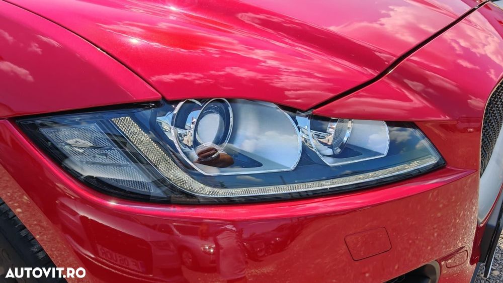 Jaguar F-Pace - 36