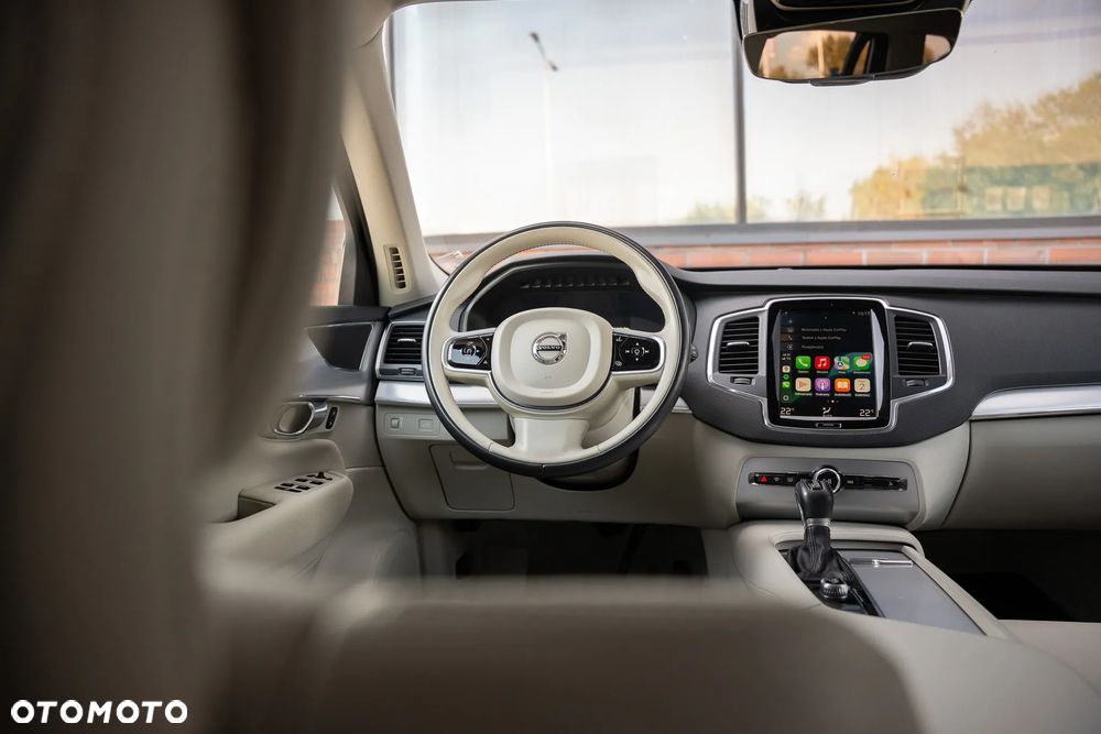 Volvo XC 90 B5 D AWD Geartronic Momentum - 27