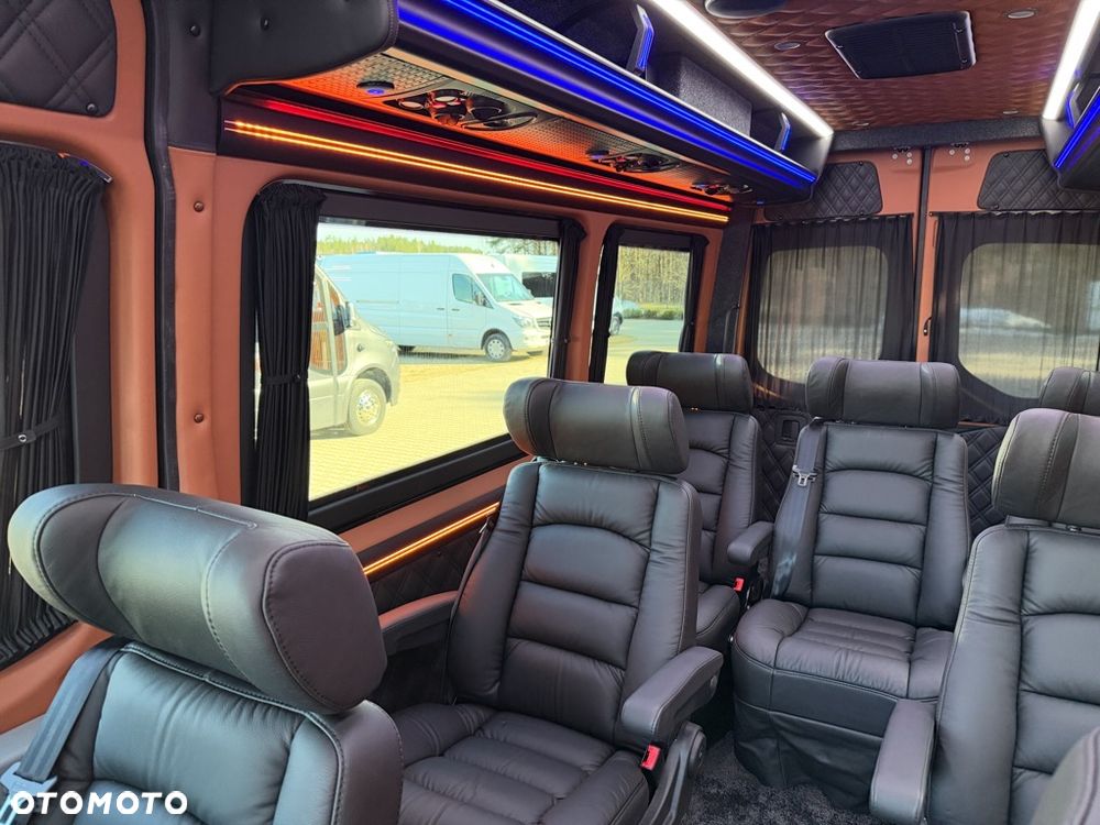Mercedes-Benz Sprinter - 18