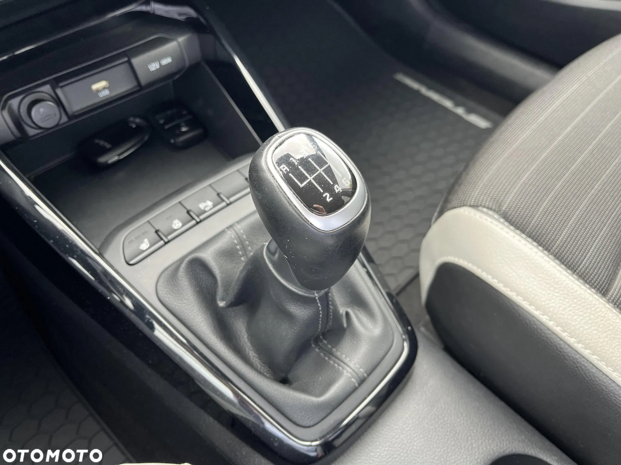 Kia Stonic 1.0 T-GDI L Business Line - 15