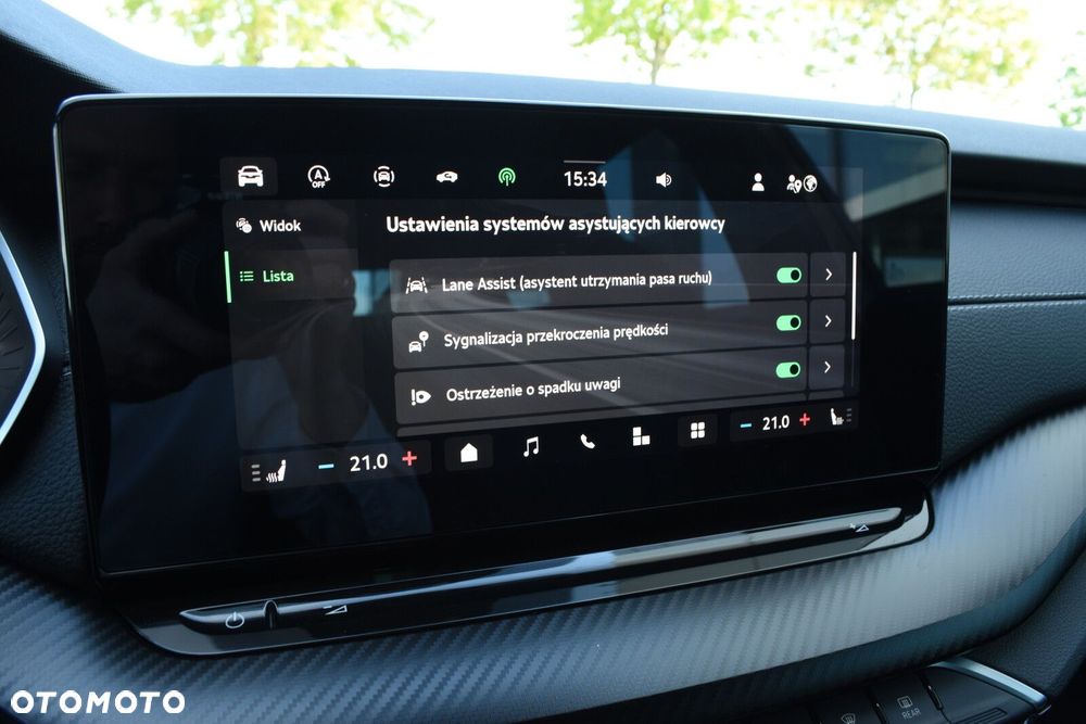 Skoda Octavia 1.5 TSI mHEV Sportline DSG - 19