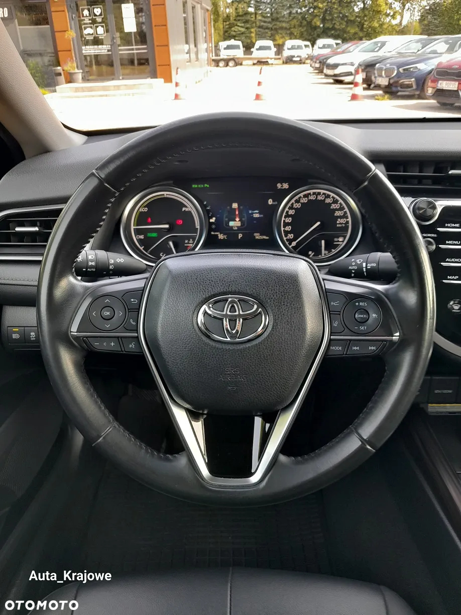 Toyota Camry 2.5 Hybrid Executive CVT - 11