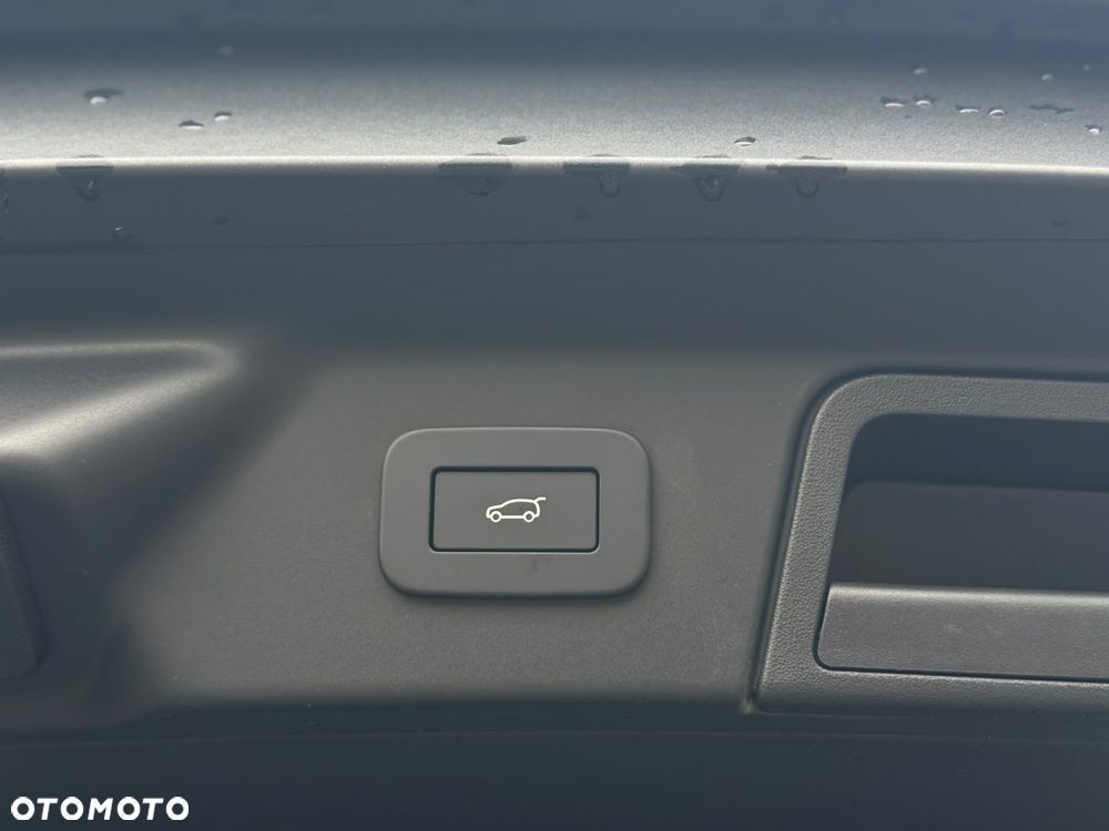 Land Rover Range Rover Velar P400 Belgravia Edition - 16