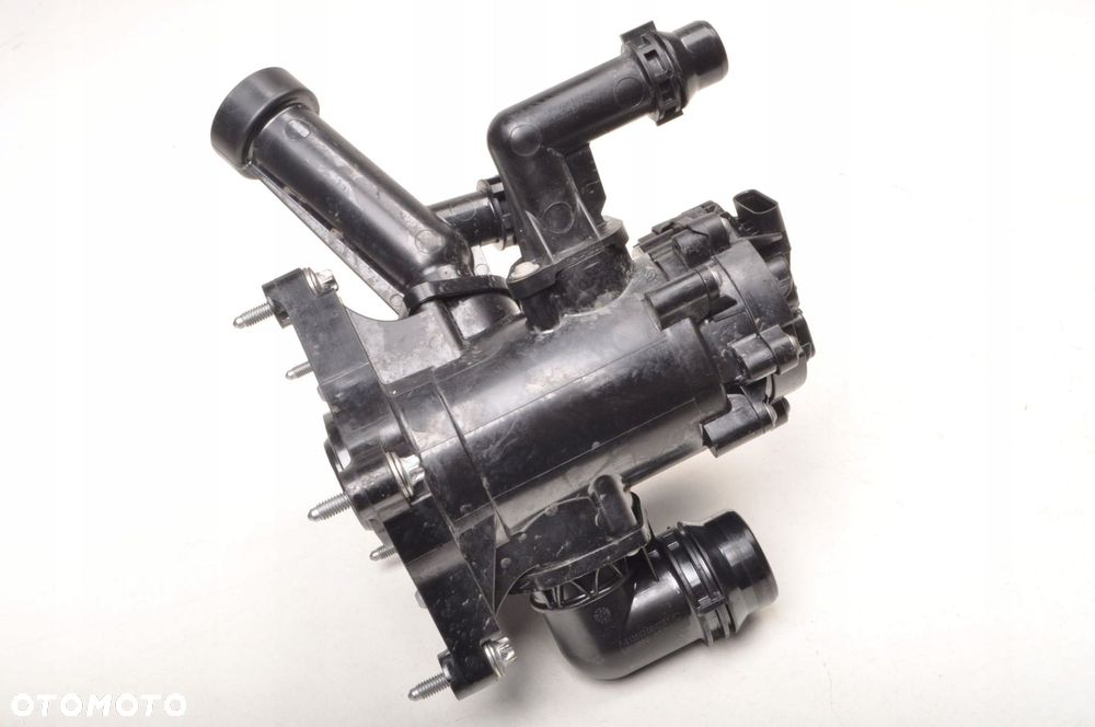 TOYOTA SUPRA MK5 3.0 GR BMW G20 G21 G26 G30 POMPA WODY ZAWÓR 8642559 - 5