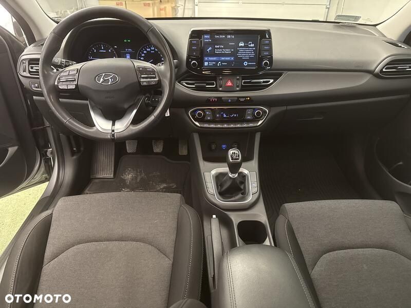 Hyundai i30 - 21