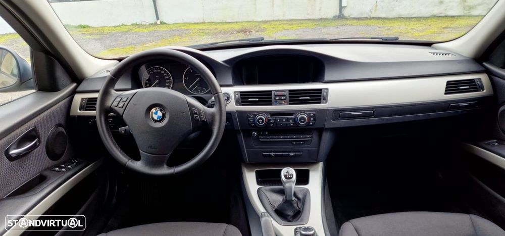 BMW 318 d DPF Edition Exclusive - 25