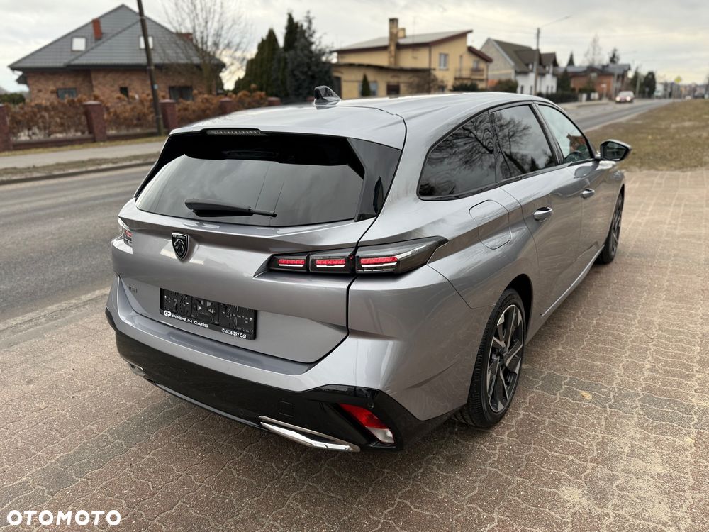 Peugeot 308 BlueHDi 130 EAT8 Allure - 13