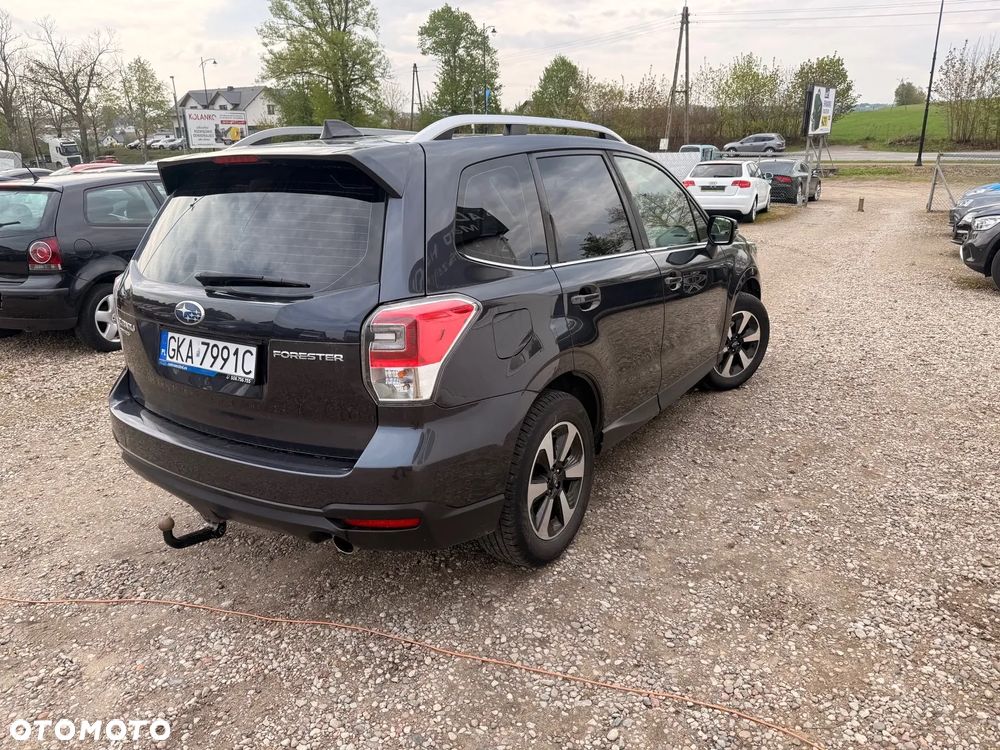 Subaru Forester 2.0 i Platinum Lineartronic - 9