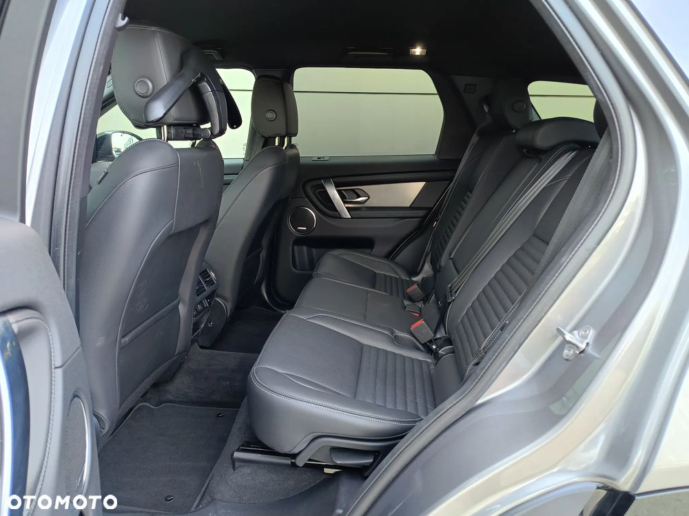 Land Rover Discovery Sport 2.0 D240 R-Dynamic SE - 34