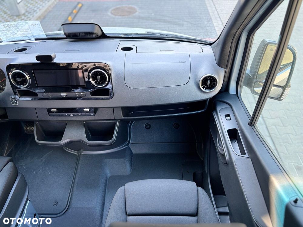 Mercedes-Benz Sprinter Furgon 319 CDI - 20