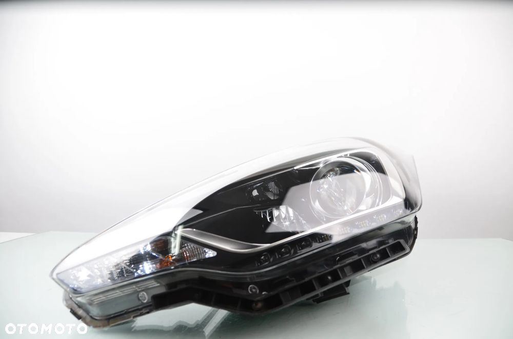 HYUNDAI I20 LINSE LED BJ14-20 92101C8200 Lewy Przedni Oryginał - 1