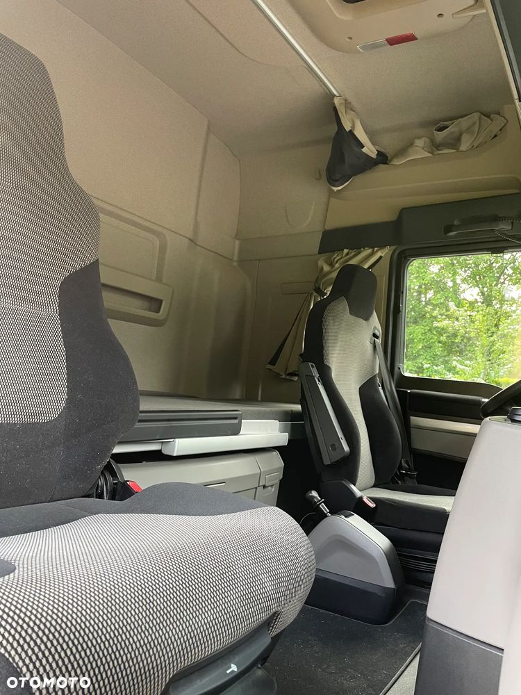 MAN TGX 18.460 RETARDER, Hydraulika; - 13