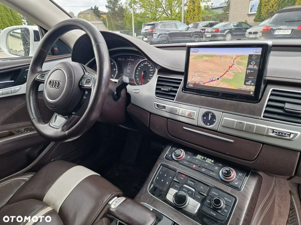 Audi A8 4.2 TDI DPF (clean diesel) quattro tiptronic Lang - 17