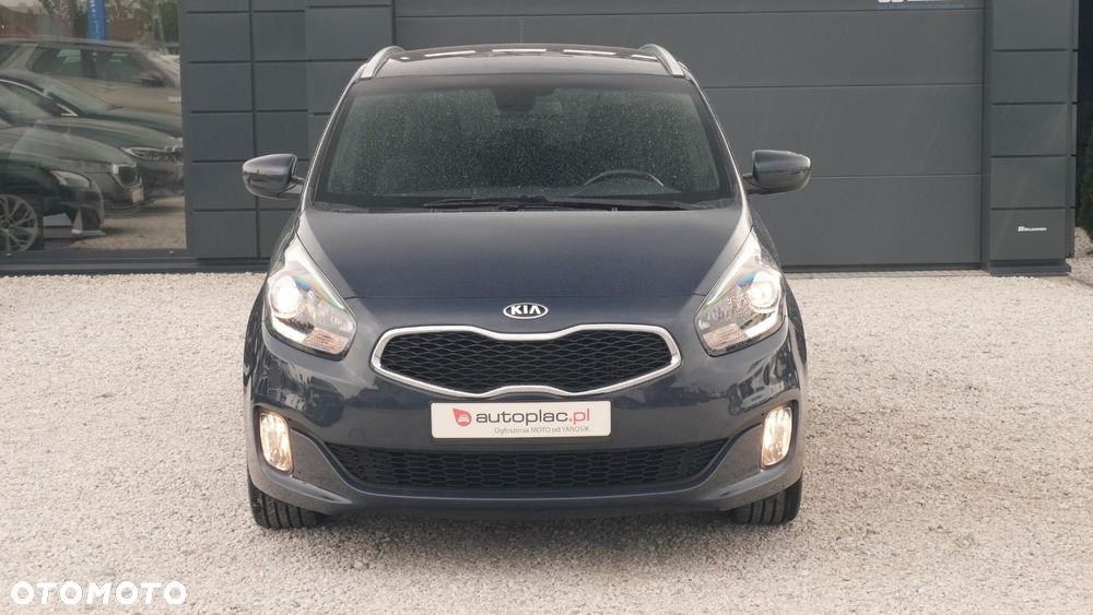 Kia Carens - 3