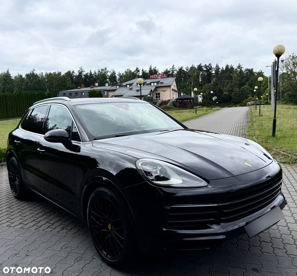 Porsche Cayenne - 4