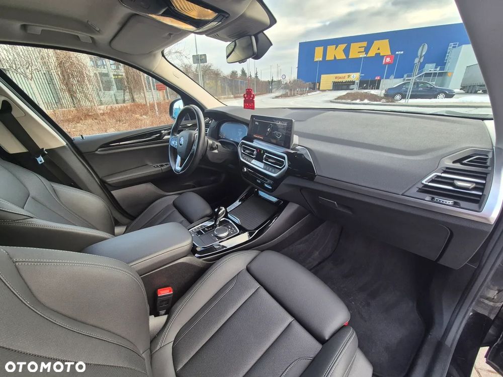 BMW X3 xDrive20d mHEV - 36