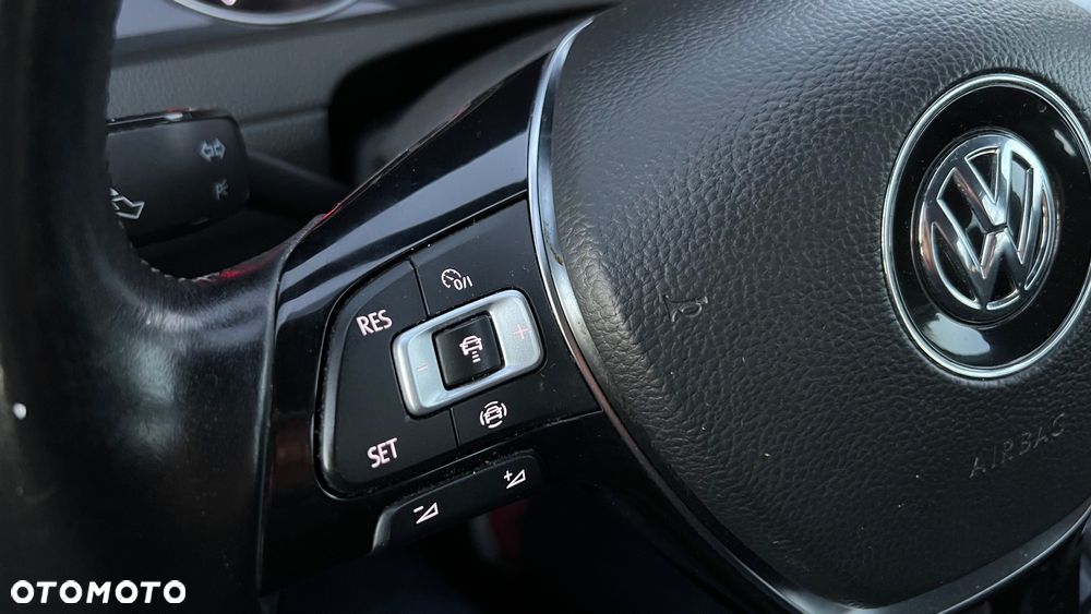 Volkswagen Golf VII 1.5 TSI BMT Evo Comfortline - 14