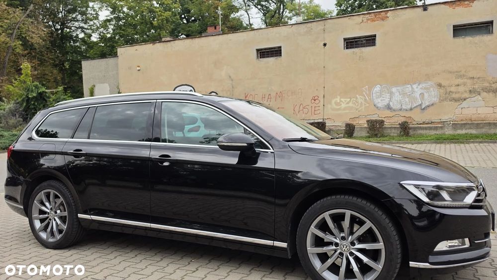 Volkswagen Passat 2.0 TDI (BlueMotion Technology) Highline - 9